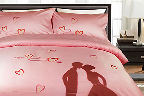 甜蜜情人节主题卧室软装布置方案推荐